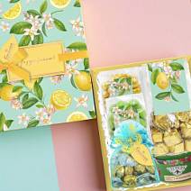 Подарочный набор: шоколад, драже, мармелад, конфеты ассорти,чай