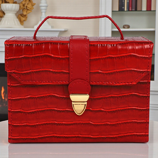 Шкатулка для украшений красная 12,5х5х10см