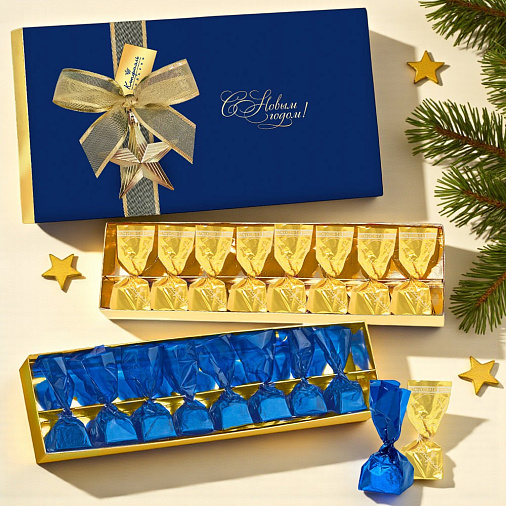 Новогодний набор шоколадных конфет и шоколада молочного с фундуком 160г