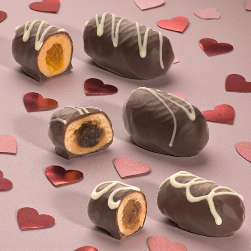 "I Love you" набор сухофруктов в шоколаде