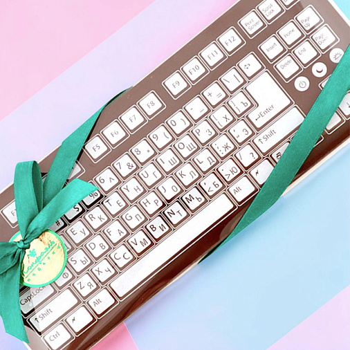 "Клавиатура" скульптура молочный шоколад