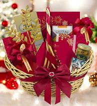 "Новогодняя корзина": шоколад, драже, конфеты, риет, мед, чай 1665г