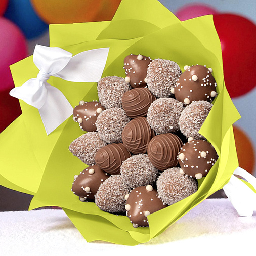 Клубника в молочном шоколаде букет салатовый 605г