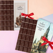 "Виды Москвы" открытка горький шоколад в ассортименте