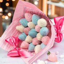 Свежая клубника в шоколаде букет 760г розовый